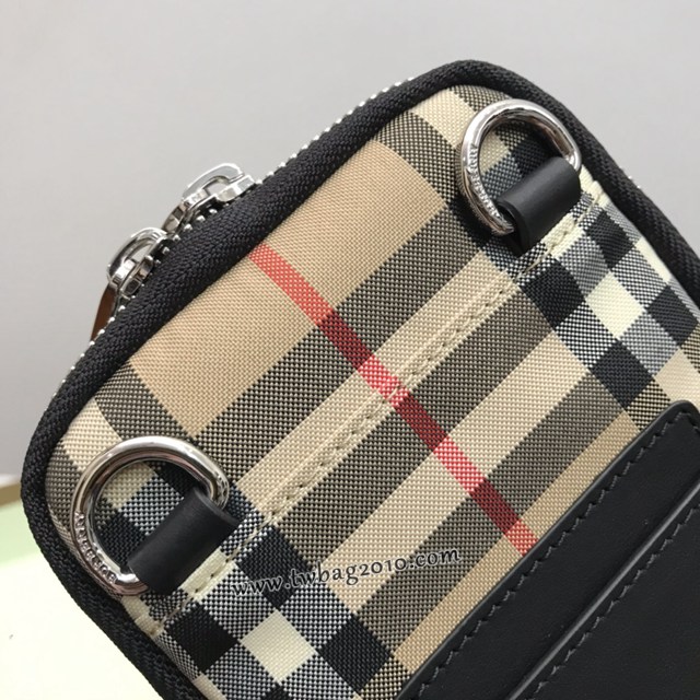 Burberry專門店新款粒紋皮革手機包保護套 巴寶莉手提袋 yxb1262